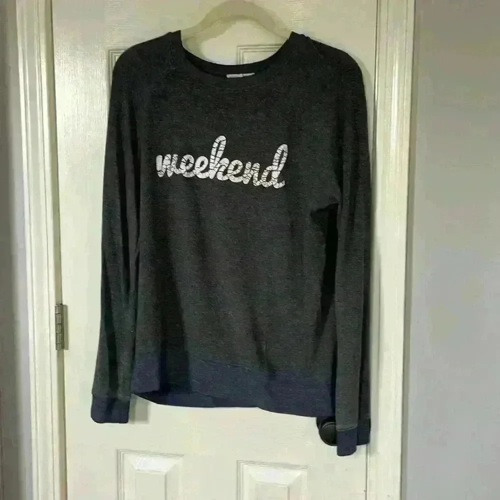 Greyson threads L weekend sweatshirt